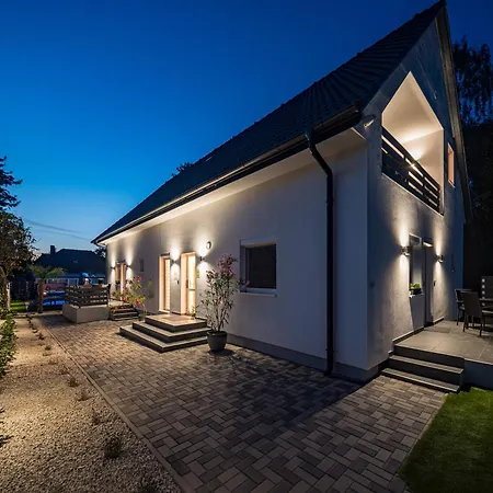 Balatonic Lime Apartmanhaz Ξενοδοχείο με διαμερίσματα 4*