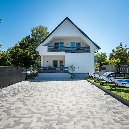 Balatonic Lime Apartmanhaz