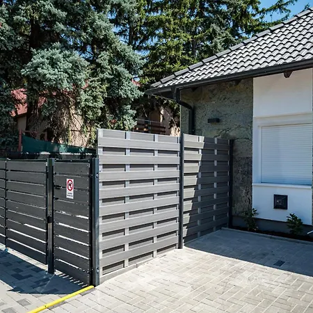 Balatonic Lime Apartmanhaz Siófok