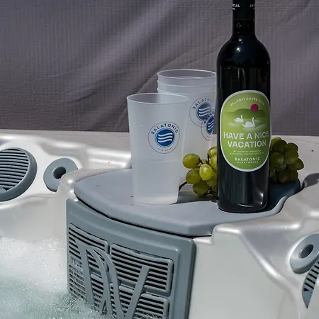 Balatonic Lime Apartmanhaz 4* Σίοφοκ