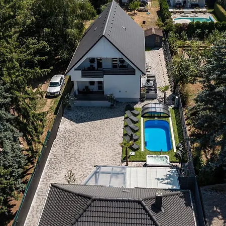 Balatonic Lime Apartmanhaz Σίοφοκ