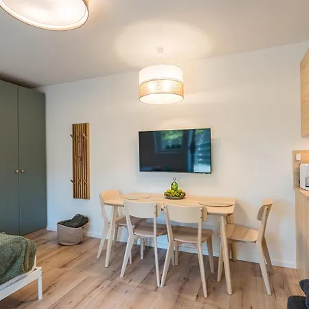 Ξενοδοχείο με διαμερίσματα Balatonic Lime Apartmanhaz Σίοφοκ