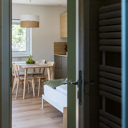 Balatonic Lime Apartmanhaz 4*