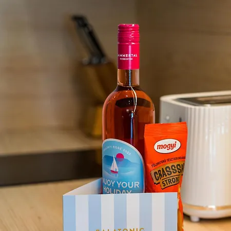 Balatonic Lime Apartmanhaz Ξενοδοχείο με διαμερίσματα 4*