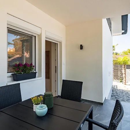 Apartmanhotel Balatonic Lime Apartmanhaz Siófok