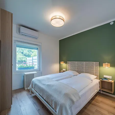 Balatonic Lime Apartmanhaz * Siófok