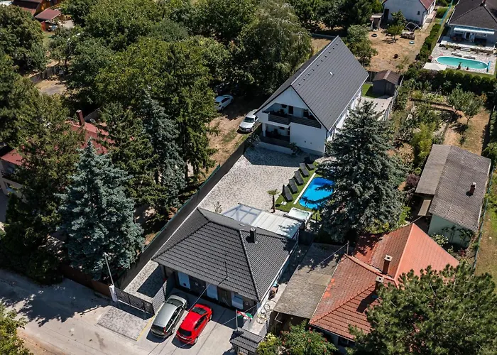 Balatonic Lime Apartmanhaz 4*