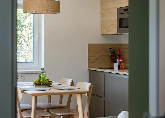 Balatonic Lime Apartmanhaz 아파트호텔 4*