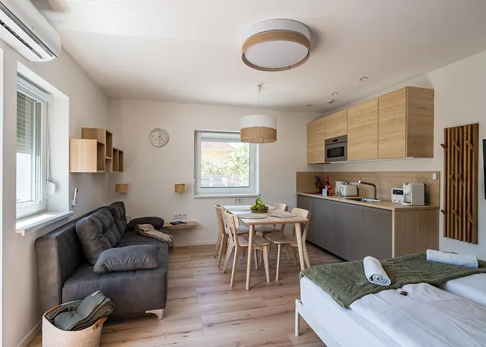 아파트호텔 Balatonic Lime Apartmanhaz 시오포크