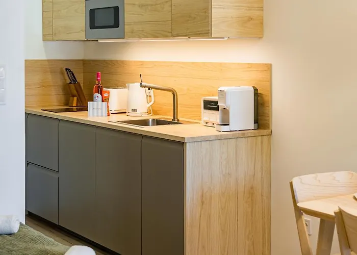 Balatonic Lime Apartmanhaz 4* 시오포크