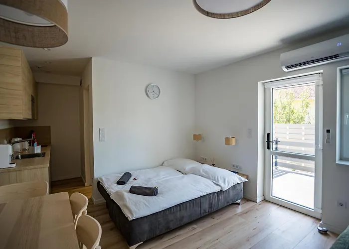 아파트호텔 Balatonic Lime Apartmanhaz 시오포크