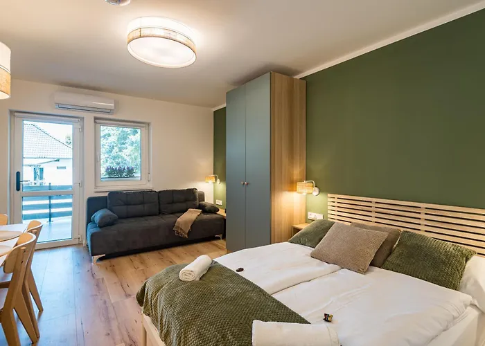 Balatonic Lime Apartmanhaz 아파트호텔 4*